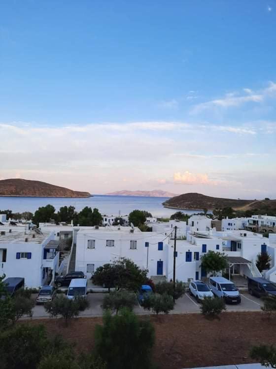 Medusa Accommodation Livadakia Екстер'єр фото